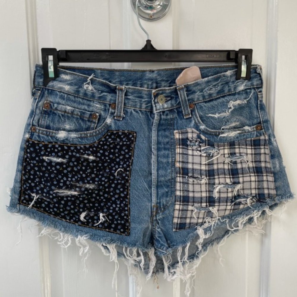 MOVING SALE!! Carmar Denim Mini Skirt – Indie Sleaze Vibes